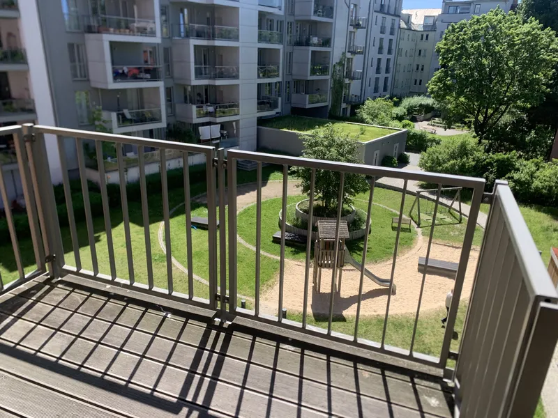 Mitten in Mitte: Traumhafte 2 Zimmerwohnung mit Balkon — photo 1